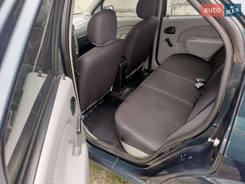 Седан Dacia Logan 2006 в Сумах фото 3 Седан Dacia Logan 2006 в Сумах