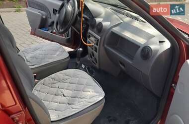 Седан Dacia Logan 2005 в 