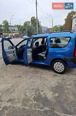 Седан Dacia Logan 2008 в 