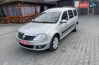 Седан Dacia Logan 2011 в 