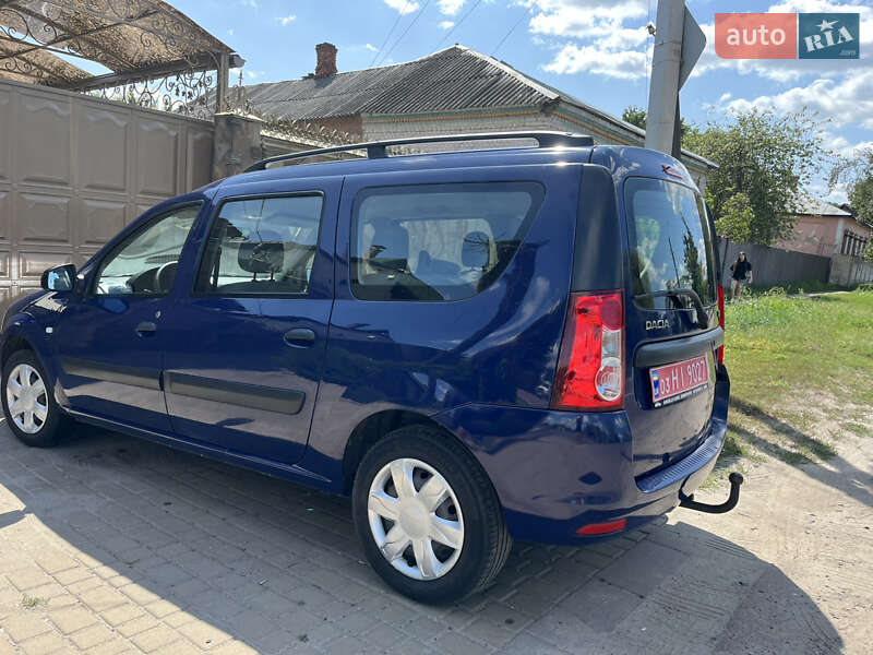 Седан Dacia Logan 2009 в Ахтырке