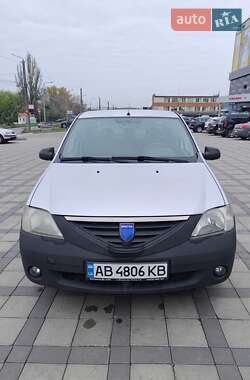 Седан Dacia Logan 2006 в Виннице