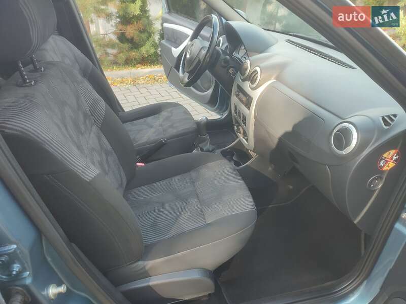 Седан Dacia Logan 2008 в Золочеві фото 24 Седан Dacia Logan 2008 в Золочеві