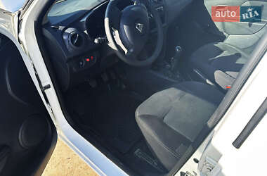 Седан Dacia Logan 2016 в 