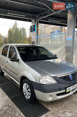 Седан Dacia Logan 2006 в Днепре