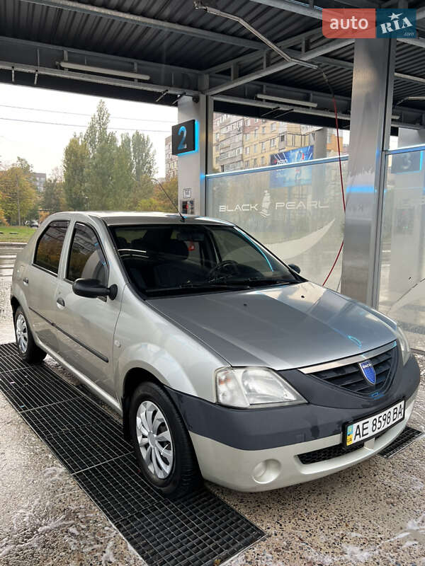 Седан Dacia Logan 2006 в Дніпрі фото Седан Dacia Logan 2006 в Дніпрі