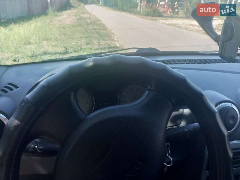 Седан Dacia Logan 2007 в Киеве фото 6 Седан Dacia Logan 2007 в Киеве