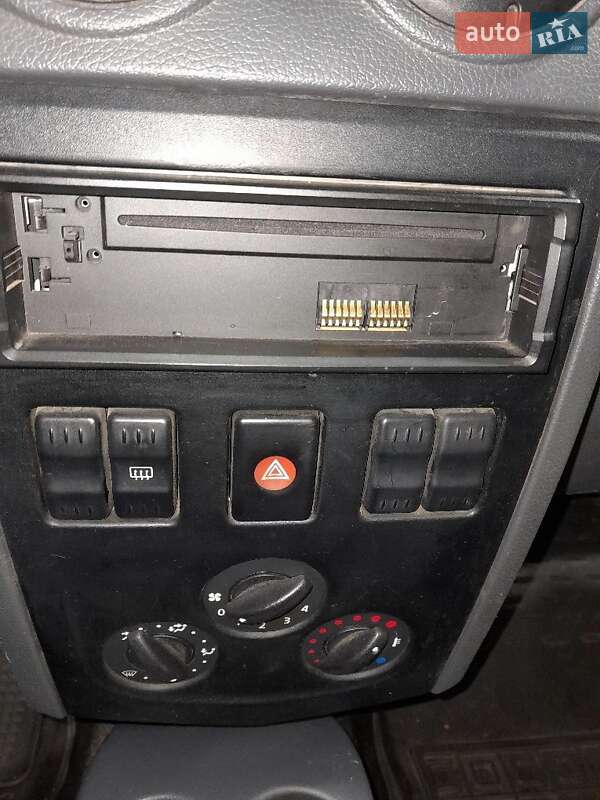 Седан Dacia Logan 2008 в Кропивницькому фото 5 Седан Dacia Logan 2008 в Кропивницькому