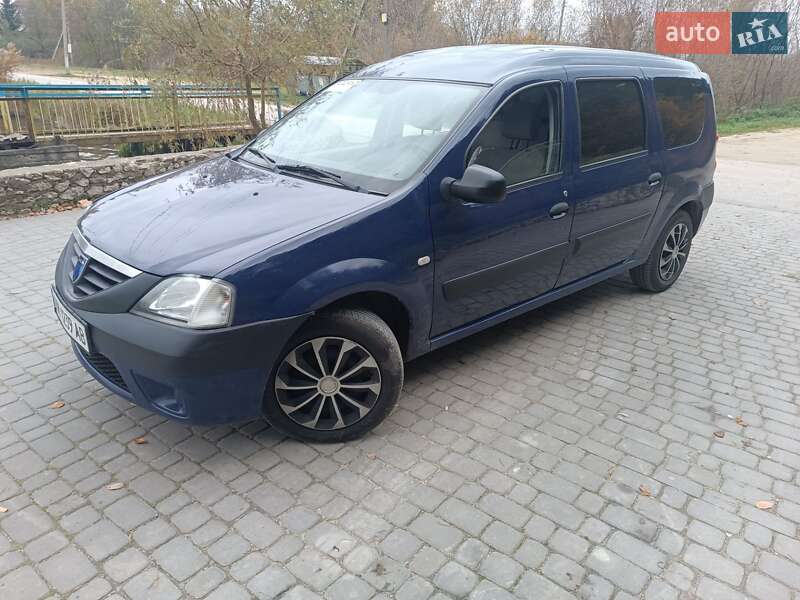 Седан Dacia Logan 2008 в  фото Седан Dacia Logan 2008 в