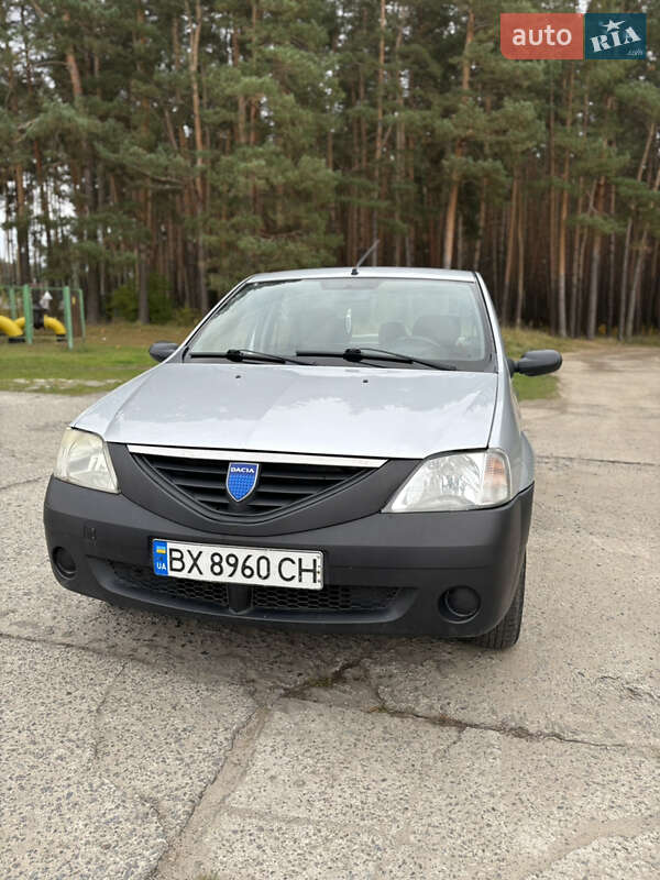 Седан Dacia Logan 2007 в Славуті