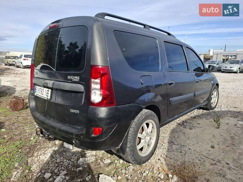 Седан Dacia Logan 2007 в Кам'янському
