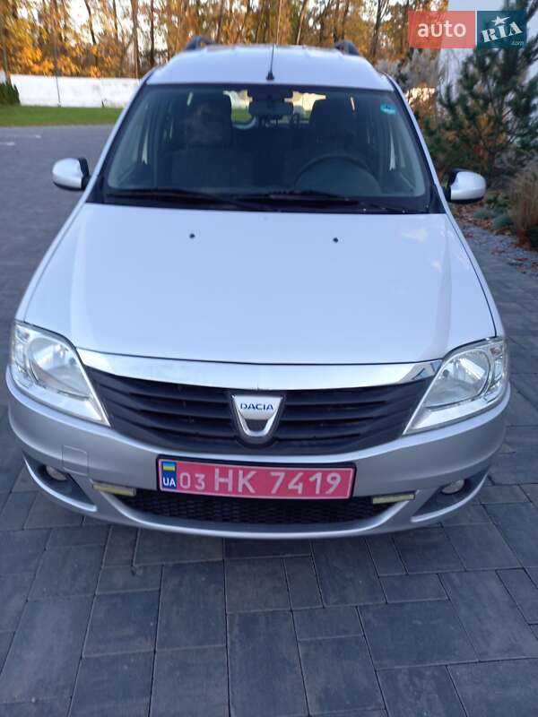 Dacia Logan 2010 Dacia Logan 2010
