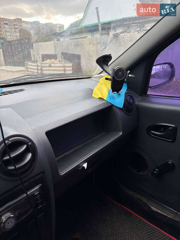 Седан Dacia Logan 2007 в Фастове фото 9 Седан Dacia Logan 2007 в Фастове