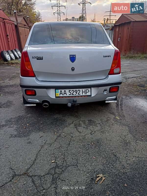 Седан Dacia Logan 2008 в Киеве
