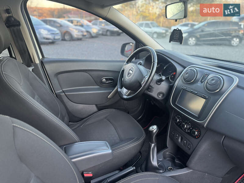 Седан Dacia Logan 2015 в Хмельницком