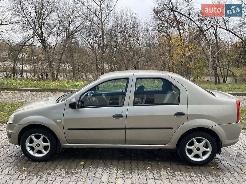 Седан Dacia Logan 2008 в Сумах