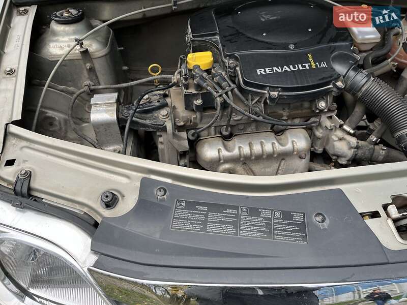 Седан Dacia Logan 2008 в Сумах