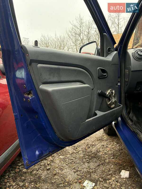 Седан Dacia Logan 2007 в Кропивницькому