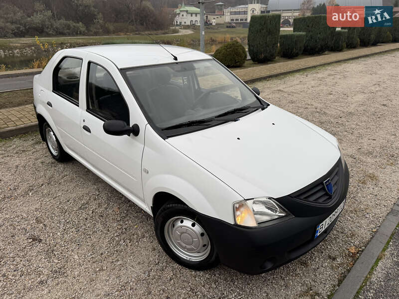 Седан Dacia Logan 2005 в Дніпрі
