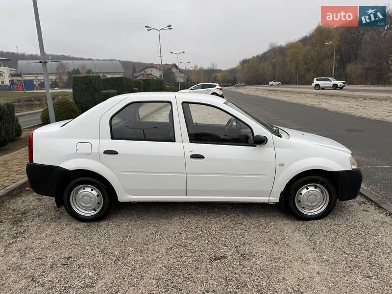 Седан Dacia Logan 2005 в Дніпрі