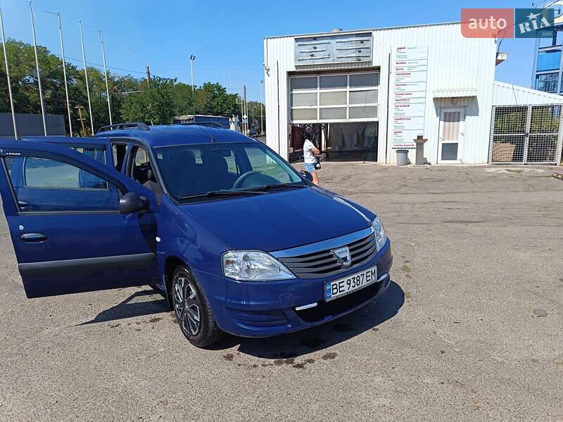 Седан Dacia Logan 2009 в Миколаєві
