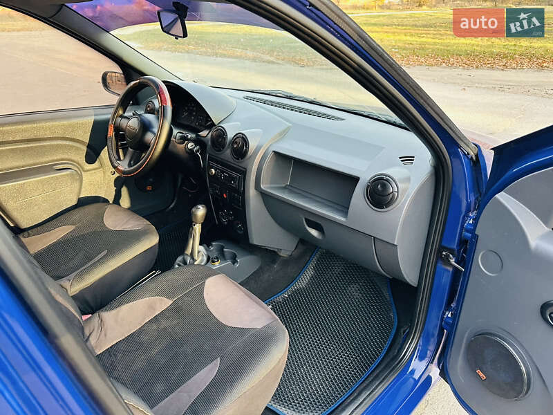 Седан Dacia Logan 2006 в Первомайську