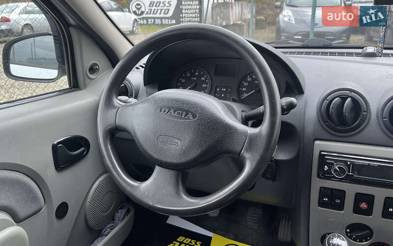 Седан Dacia Logan 2012 в Стрию фото 10 Седан Dacia Logan 2012 в Стрию