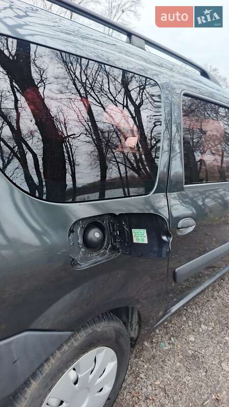 Седан Dacia Logan 2008 в Миргороде фото 10 Седан Dacia Logan 2008 в Миргороде