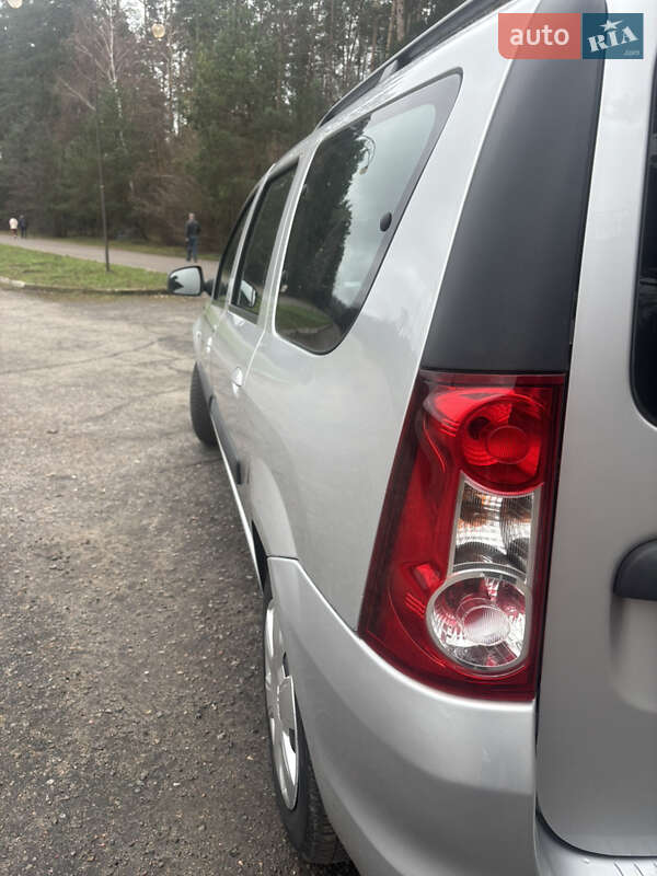 Седан Dacia Logan 2009 в Полтаві фото 4 Седан Dacia Logan 2009 в Полтаві