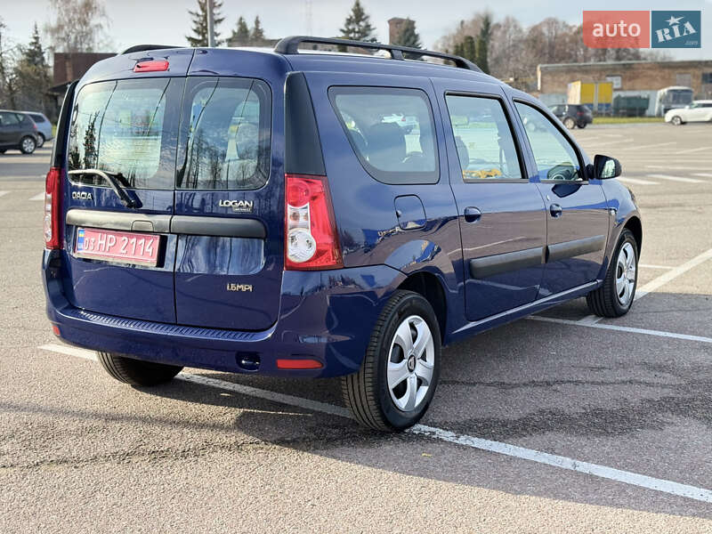 Седан Dacia Logan 2009 в Киеве