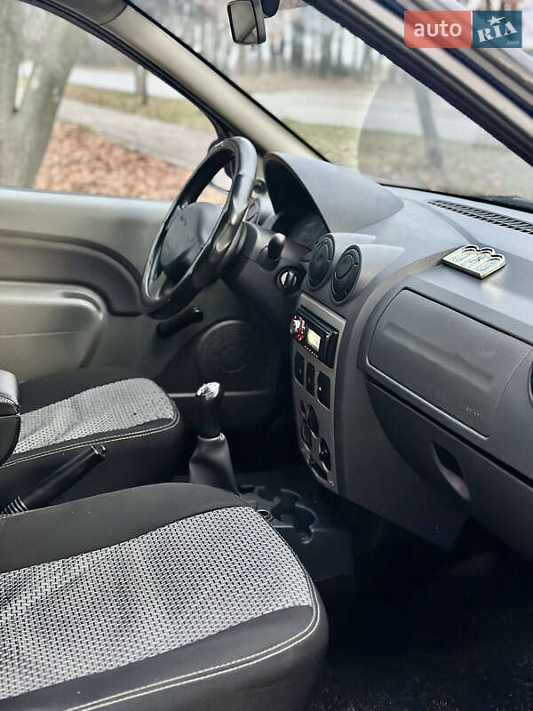 Седан Dacia Logan 2009 в Умани фото 6 Седан Dacia Logan 2009 в Умани