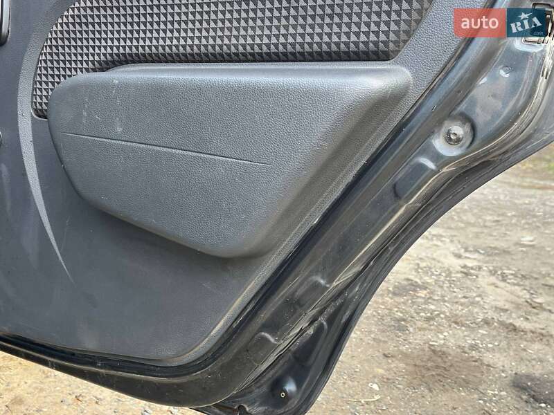 Седан Dacia Logan 2007 в Харькове фото 26 Седан Dacia Logan 2007 в Харькове