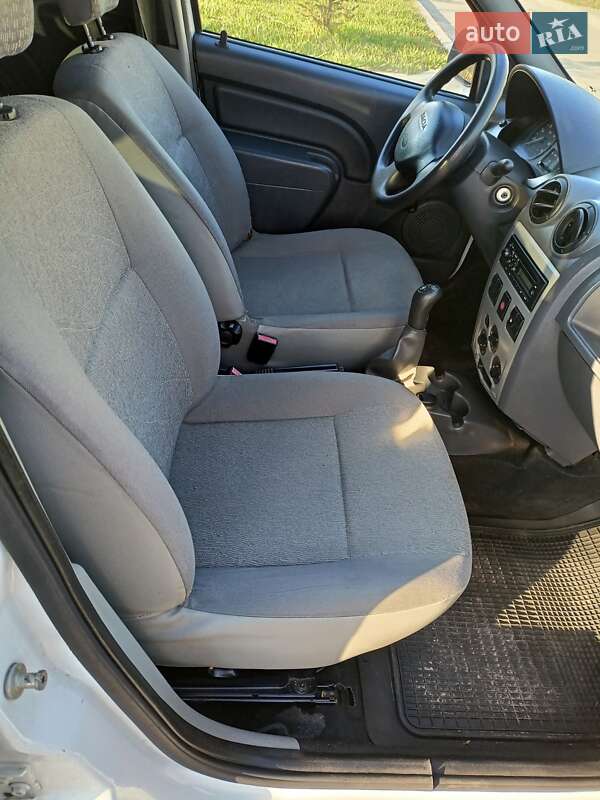 Седан Dacia Logan 2011 в Жмеринке фото 8 Седан Dacia Logan 2011 в Жмеринке