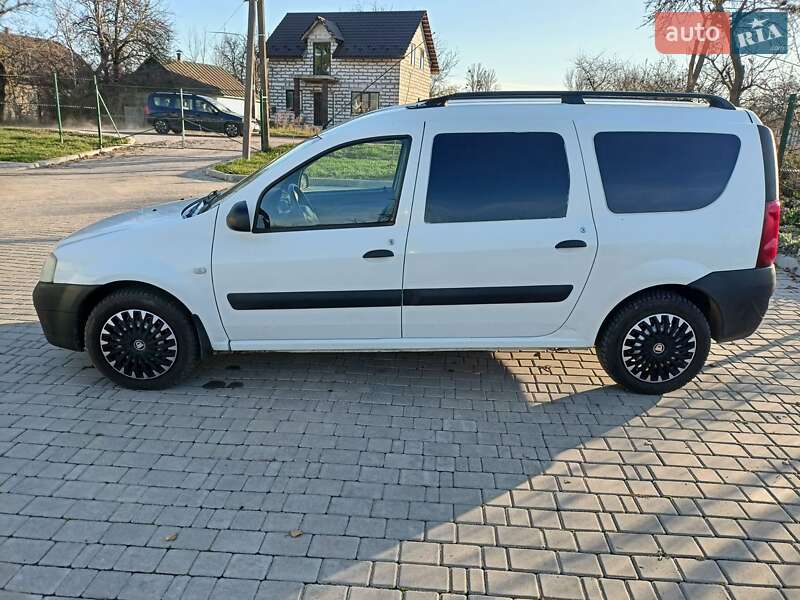 Седан Dacia Logan 2011 в Жмеринке фото 4 Седан Dacia Logan 2011 в Жмеринке