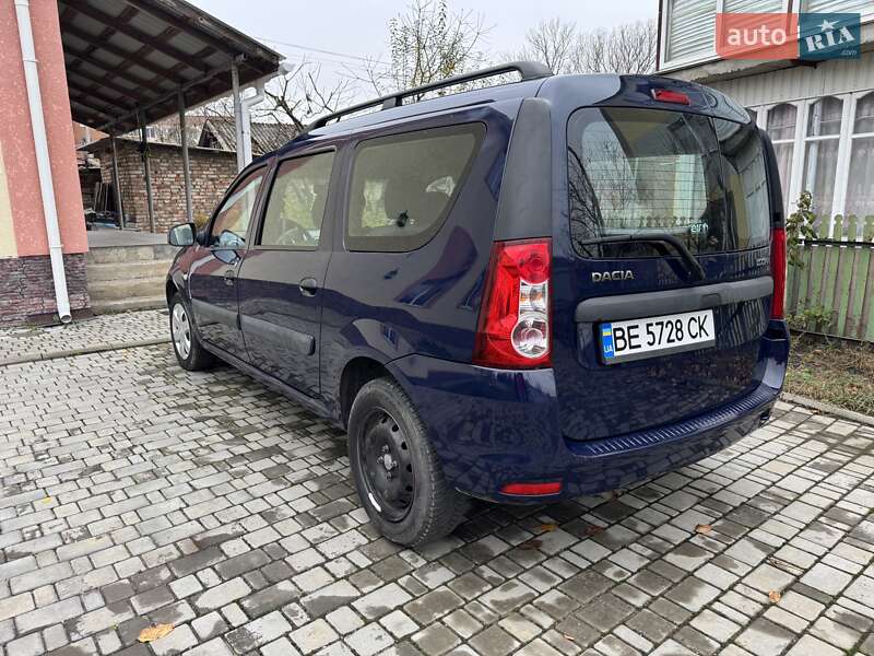 Седан Dacia Logan 2011 в Могилев-Подольске