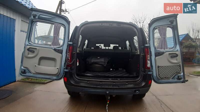 Седан Dacia Logan 2006 в Бердичеве