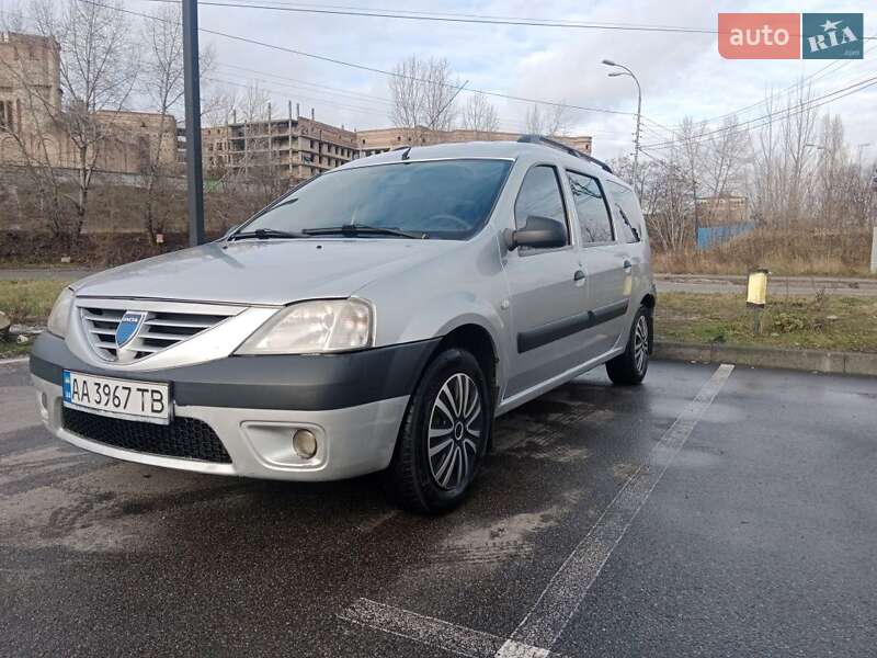Седан Dacia Logan 2008 в Киеве