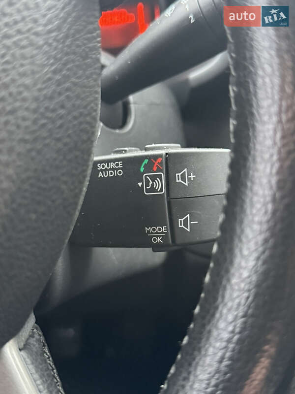 Седан Dacia Logan 2015 в Хмельницком фото 24 Седан Dacia Logan 2015 в Хмельницком