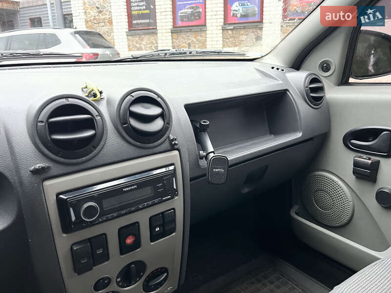 Седан Dacia Logan 2007 в Белой Церкви фото 12 Седан Dacia Logan 2007 в Белой Церкви
