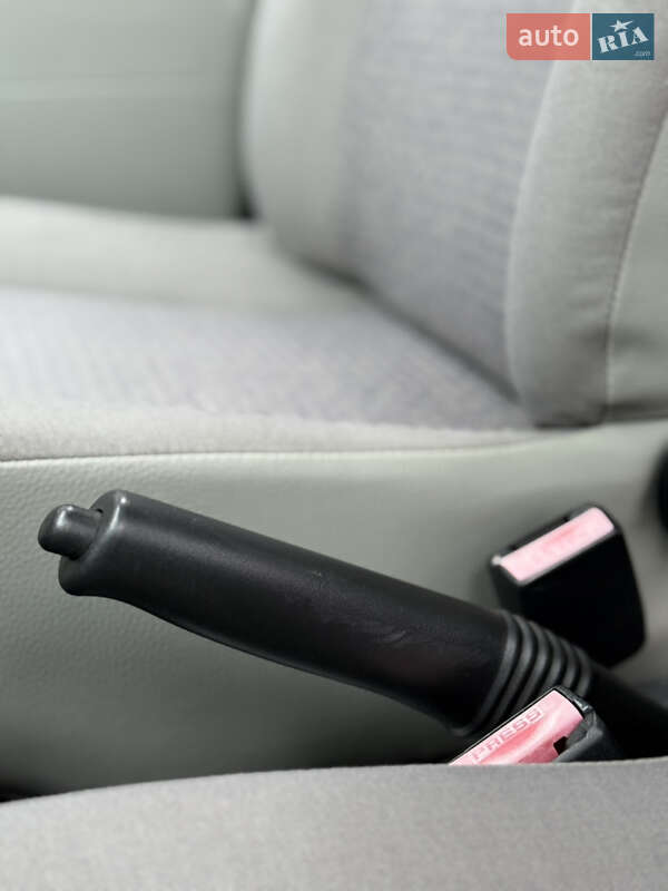 Седан Dacia Logan 2007 в Самборі фото 58 Седан Dacia Logan 2007 в Самборі