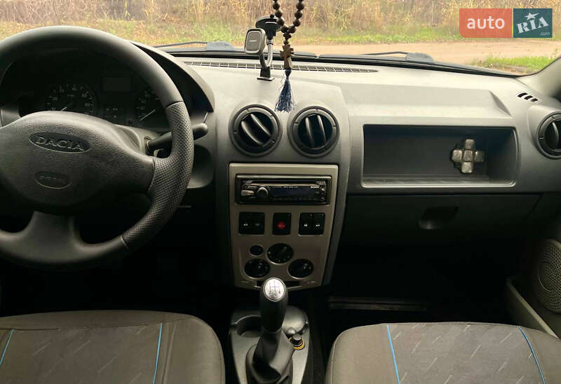 Седан Dacia Logan 2008 в Кривому Розі