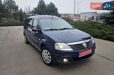 Седан Dacia Logan 2010 в Полтаве
