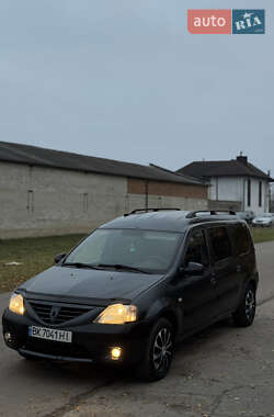 Седан Dacia Logan 2007 в Рівному