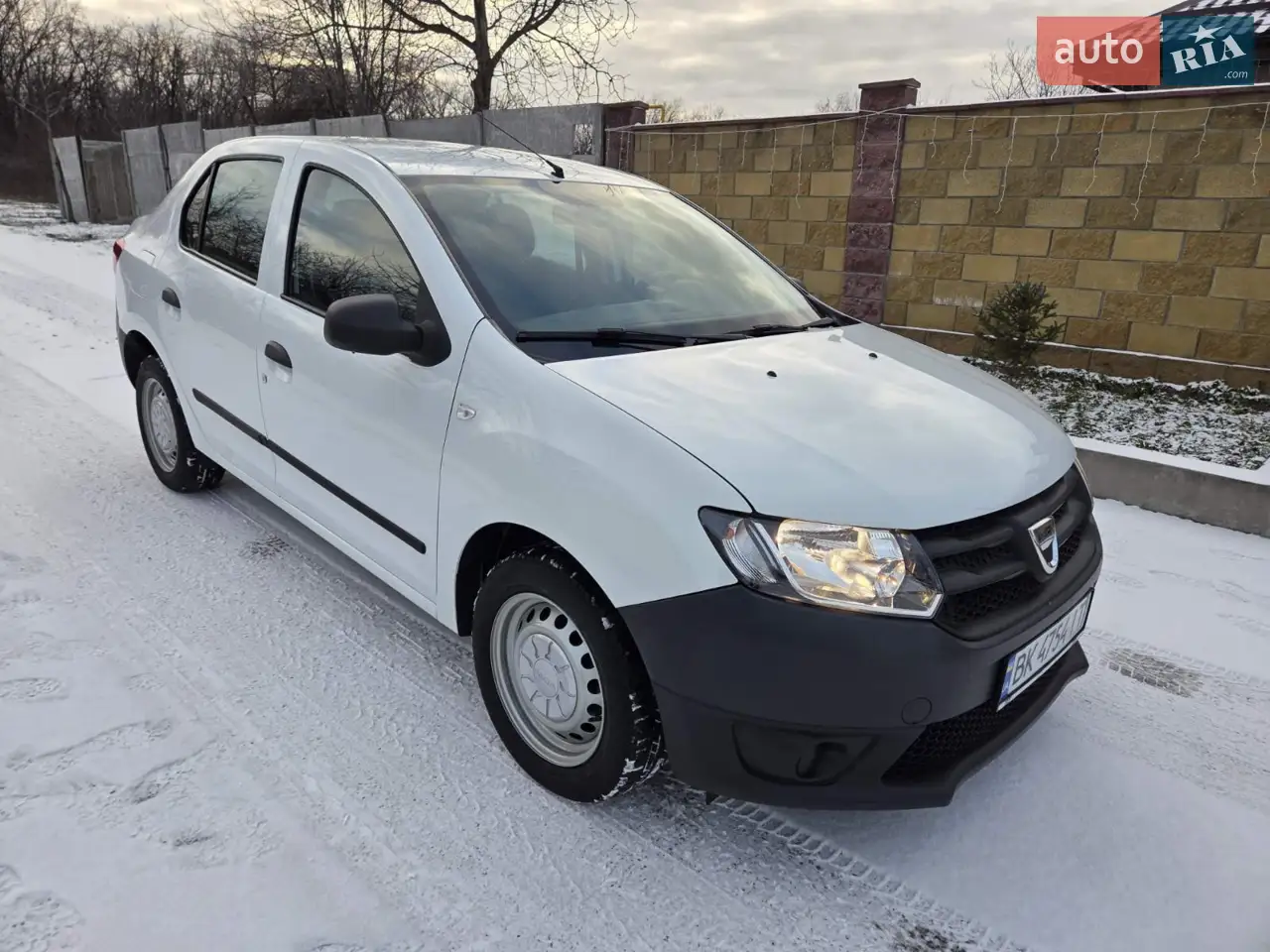2016 Dacia Logan - мініатюра 12
