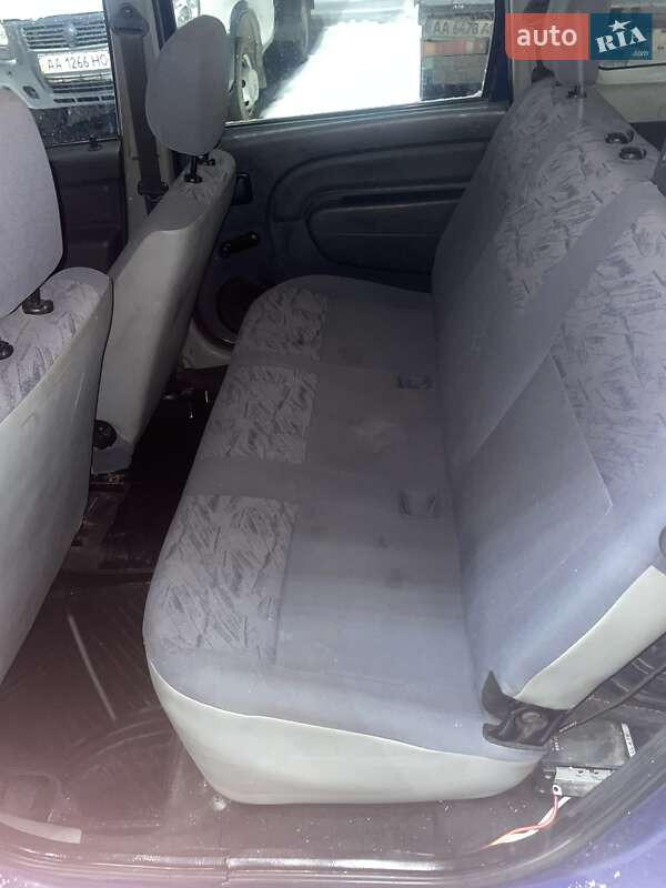 Седан Dacia Logan 2009 в Києві