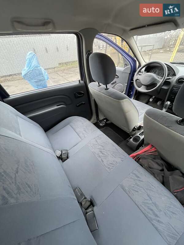 Седан Dacia Logan 2009 в Кривом Роге