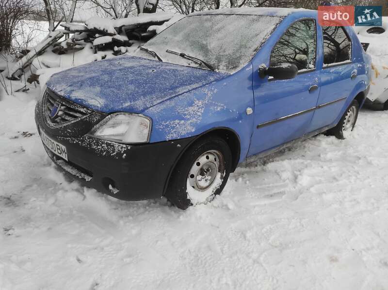 Dacia Logan 2005