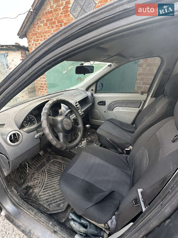 Седан Dacia Logan 2007 в Глобине фото 6 Седан Dacia Logan 2007 в Глобине