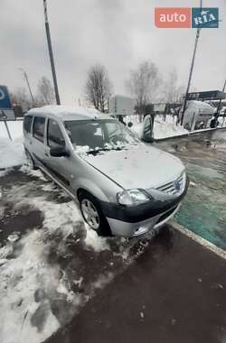 Седан Dacia Logan 2008 в Долине