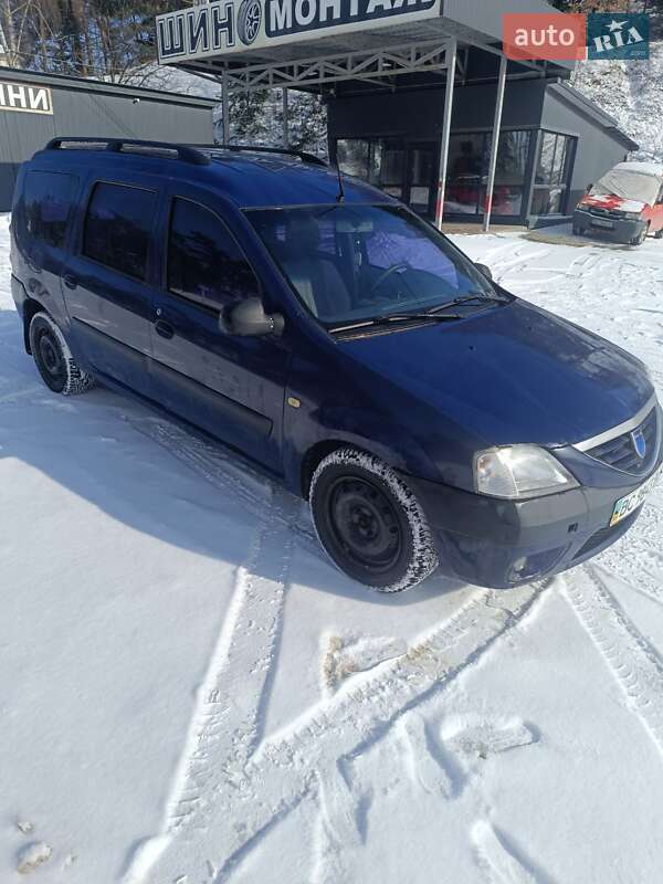 Седан Dacia Logan 2008 в Николаеве